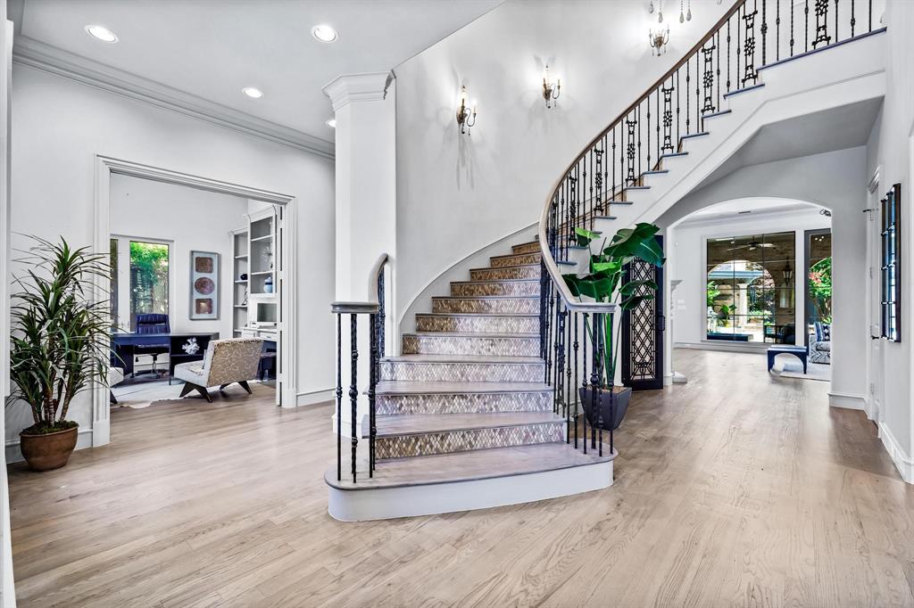 Crestmanor Estates - Residential