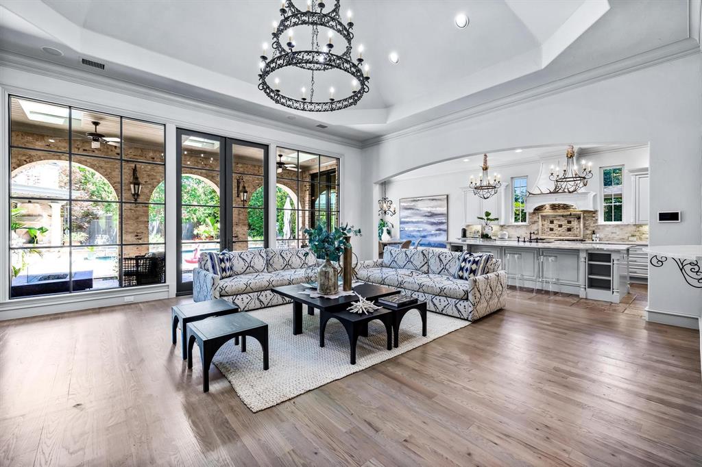 Crestmanor Estates - Residential