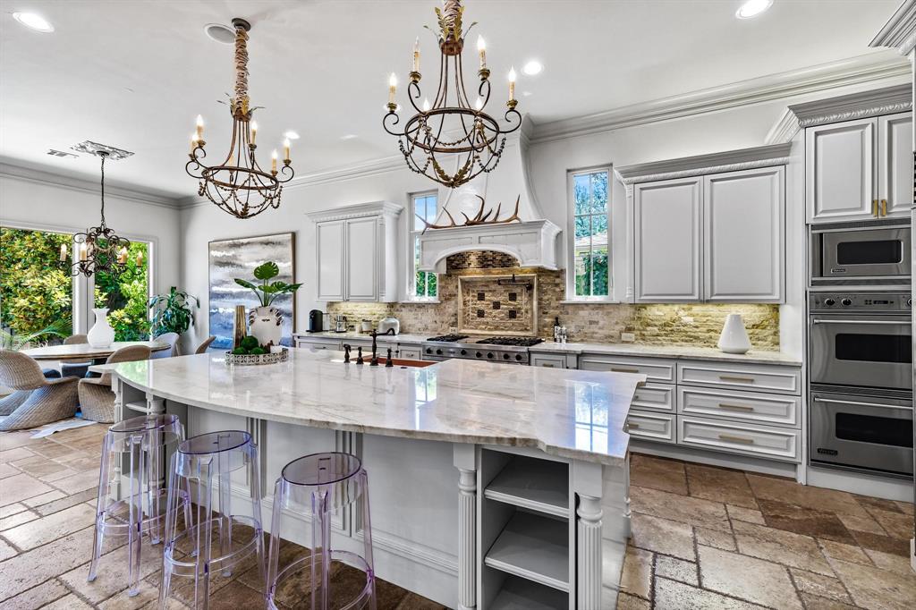 Crestmanor Estates - Residential