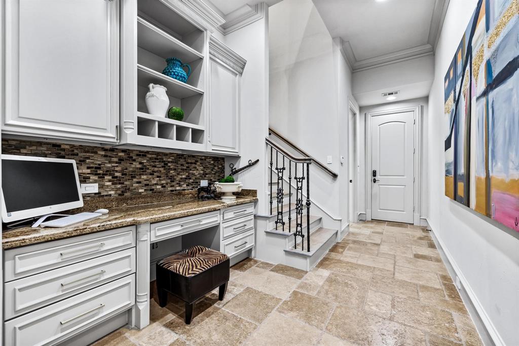 Crestmanor Estates - Residential