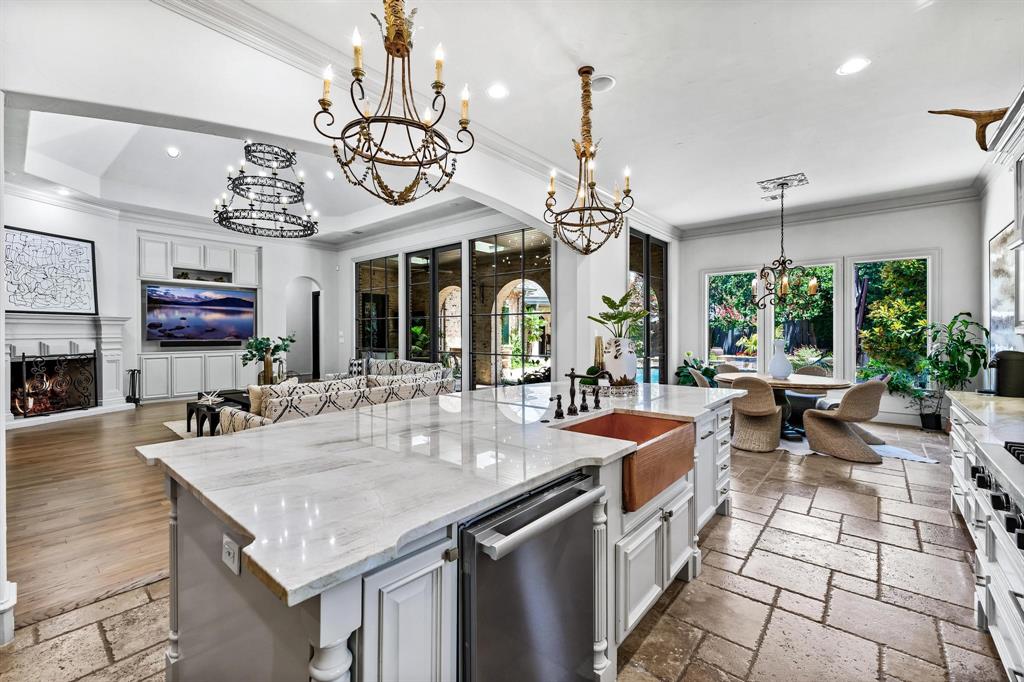 Crestmanor Estates - Residential