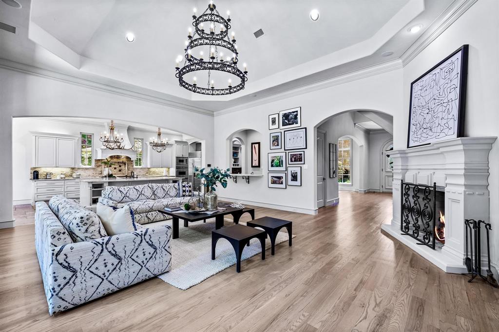 Crestmanor Estates - Residential