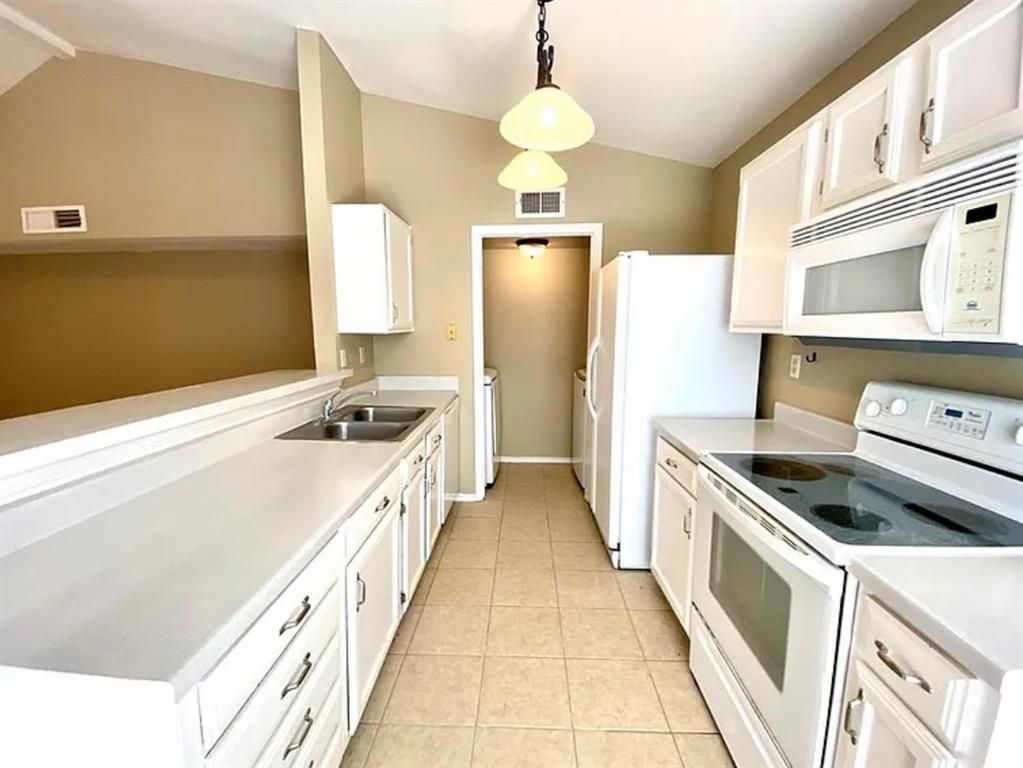 Colony 25 - Residential