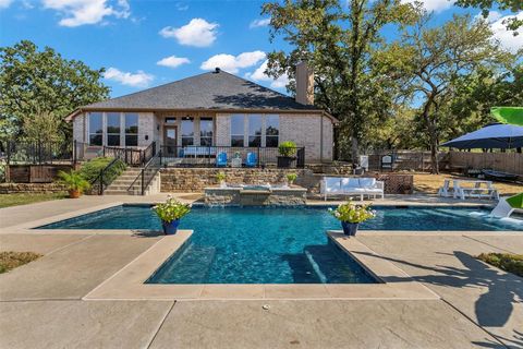504 Hoover Road Burleson TX 76028