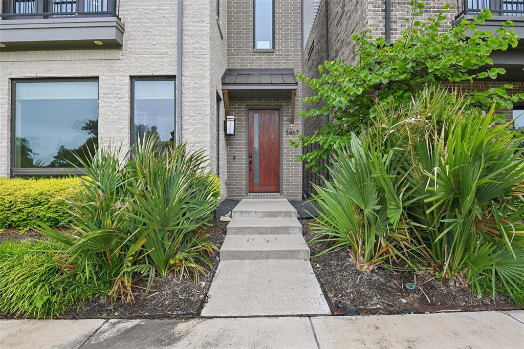 3467 Foxboro Drive
