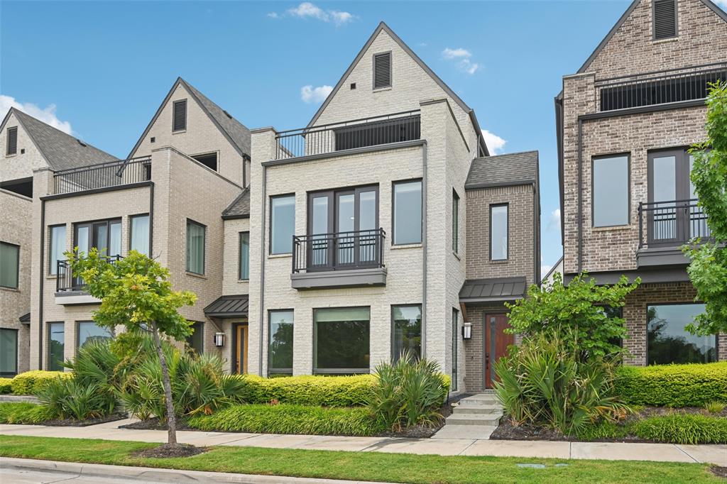 3467 Foxboro Drive
