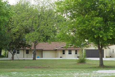 Photo of 257 HCR 2201, Aquilla, TX 76622 (MLS # 21238488)