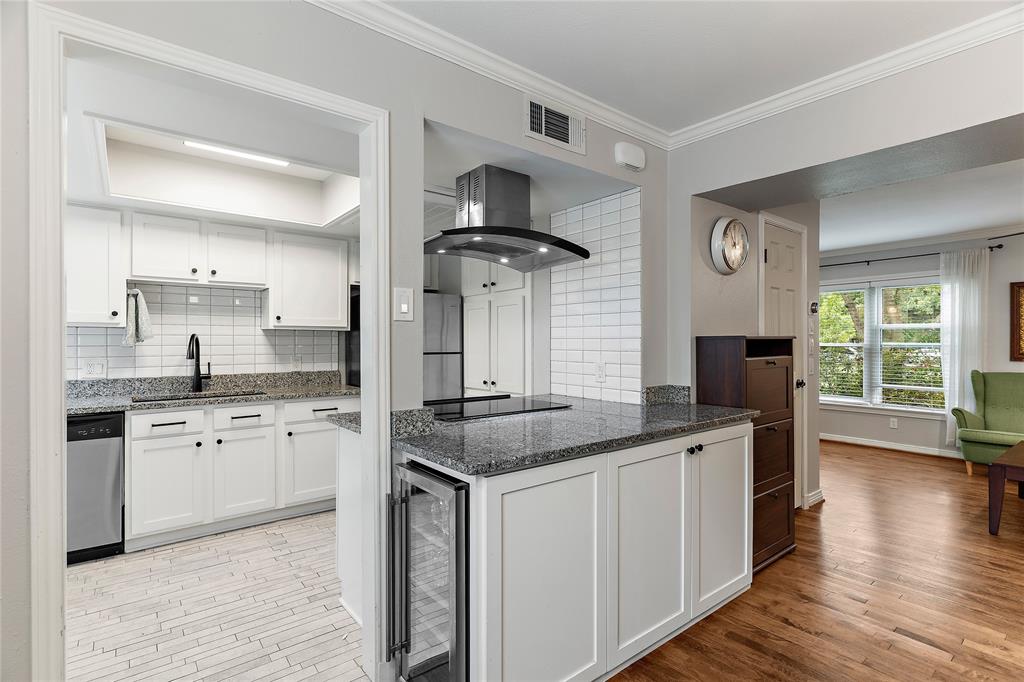 Bordeaux Village Condominium - Residential