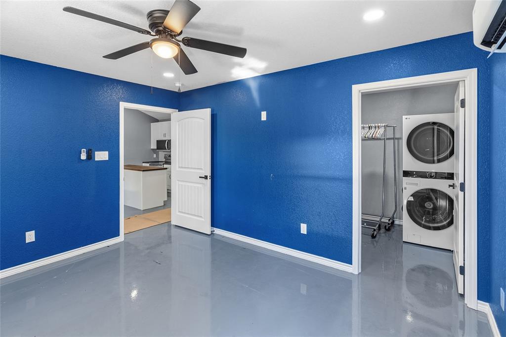 Armadillo Hills Estate - Residential