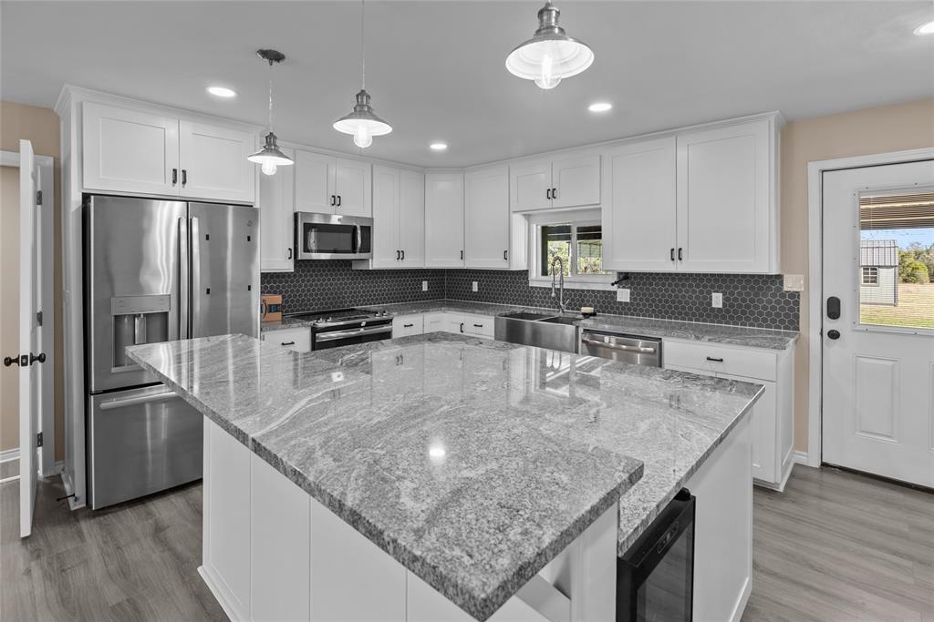 Armadillo Hills Estate - Residential