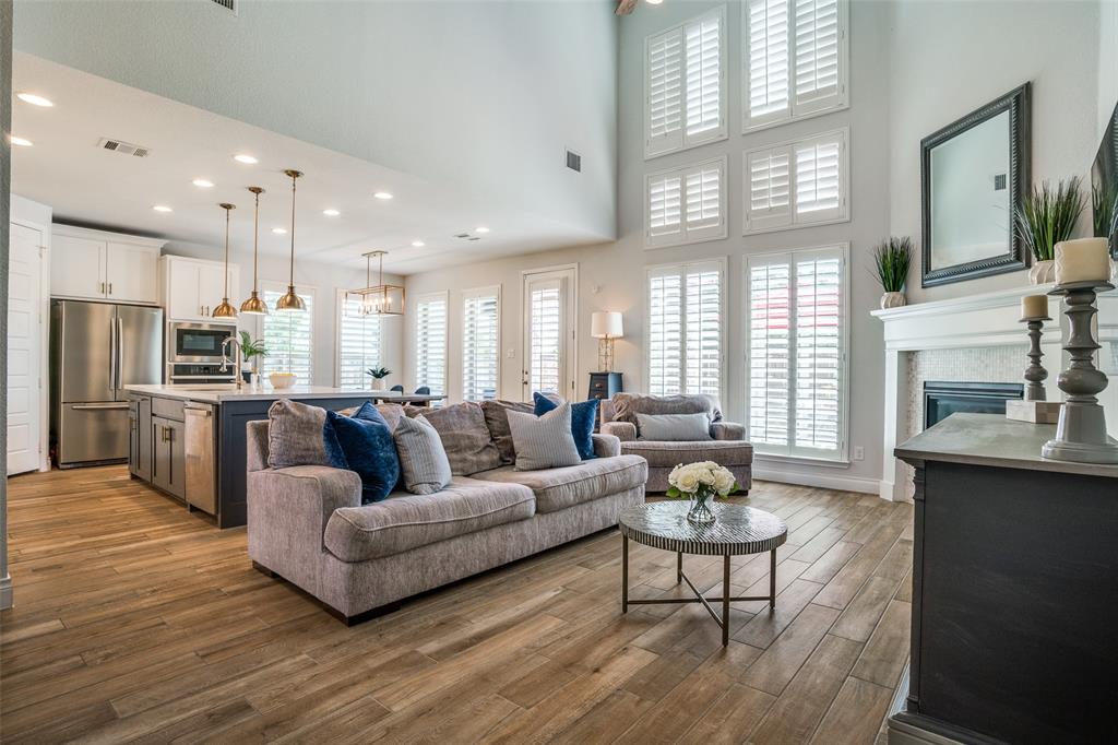 880 Manchester Avenue