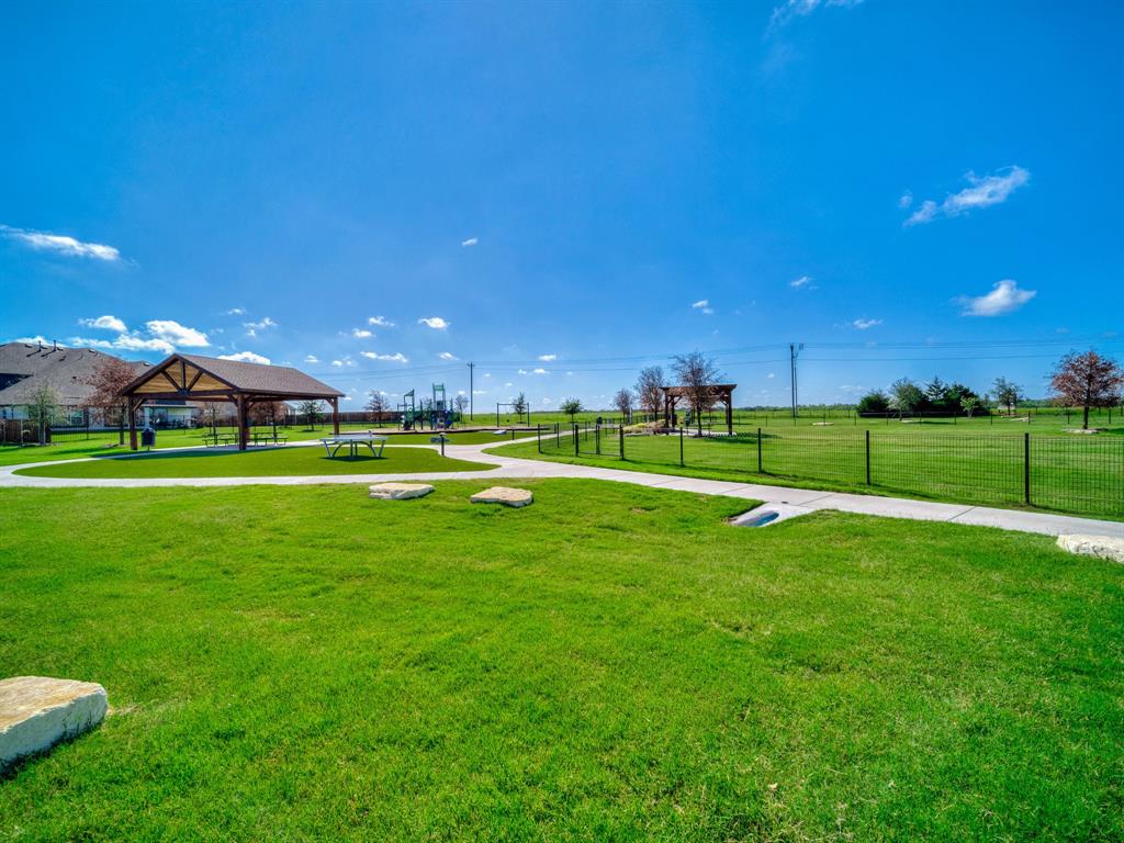 Sonoma Verde - Residential