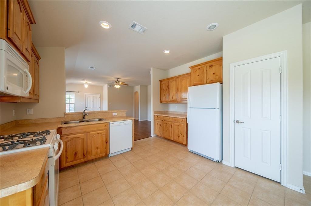 Villages Of Woodland Spgs W - Residential Lease