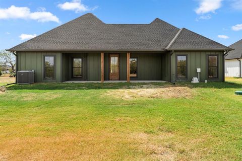 A home in Corsicana