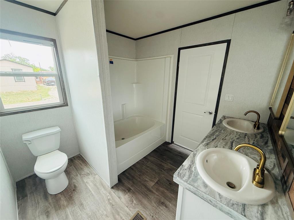 Arrowhead shores - Residential