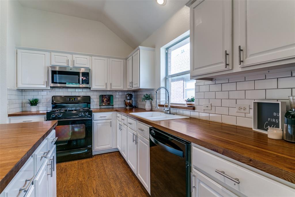 3952 Eaglerun Drive