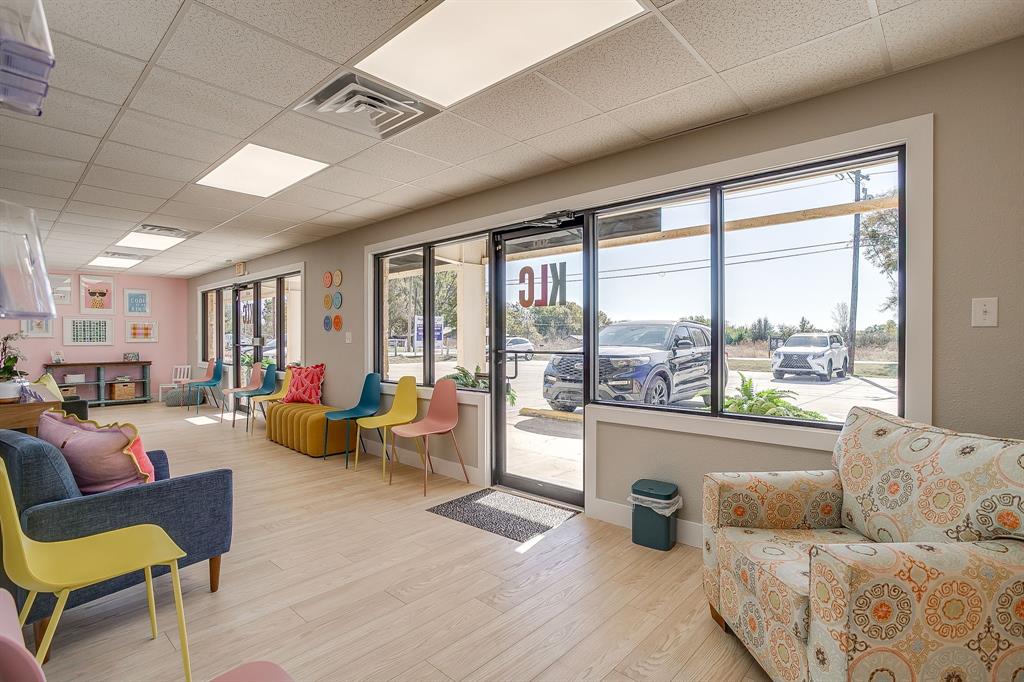 9899 E Bankhead Highway