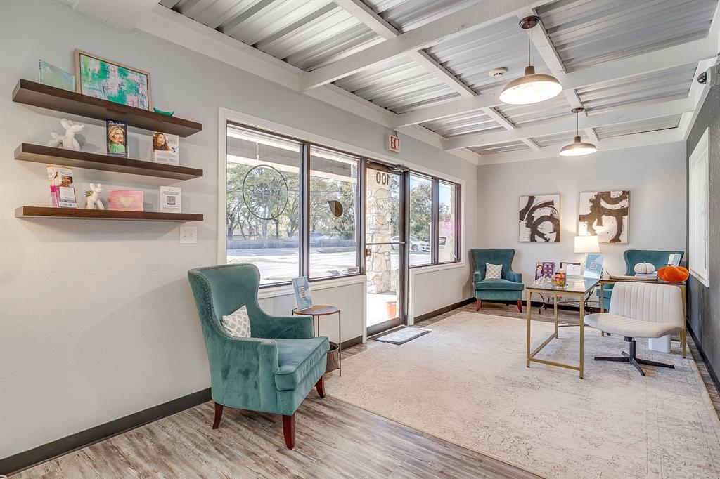 9899-9907 E Bankhead Highway