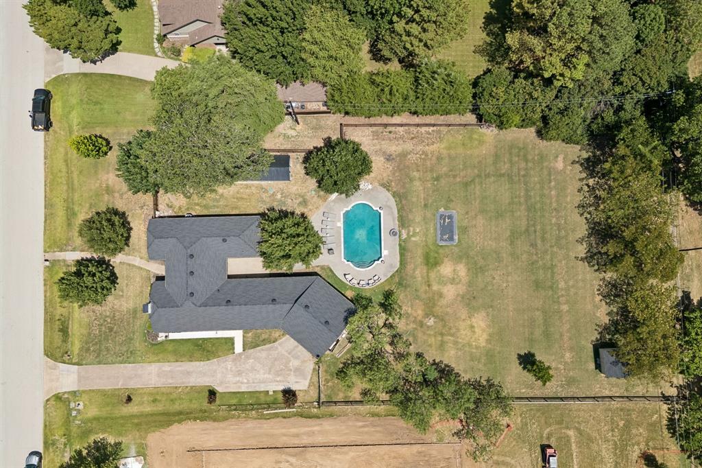 1205 Whispering Lane
