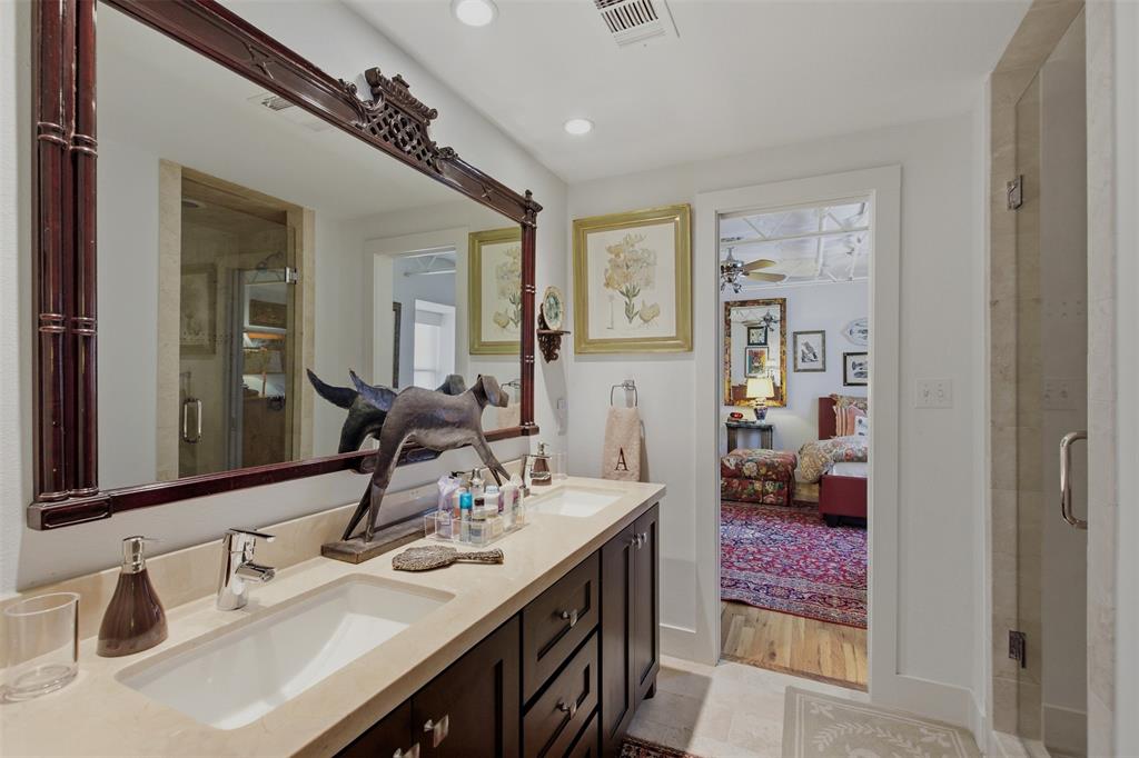 2303 FARRINGTON CONDOS - Residential