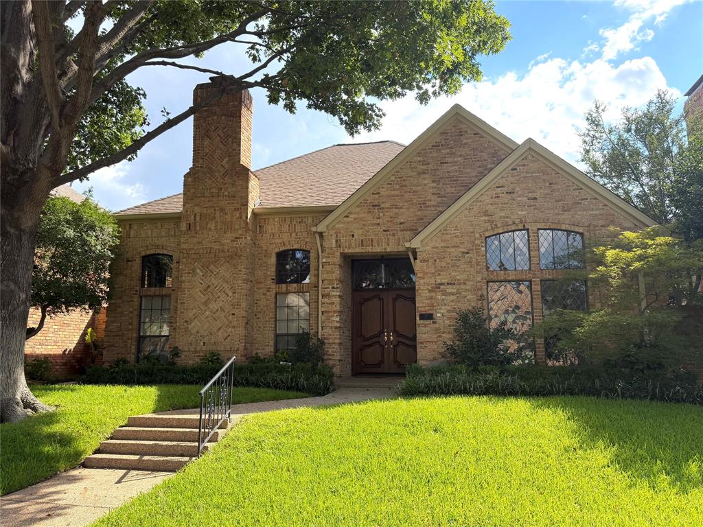 2 Grovenor Court