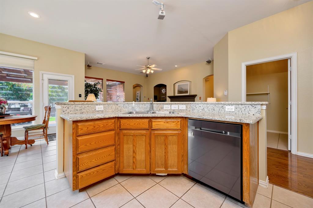 2832 Red Wolf Drive