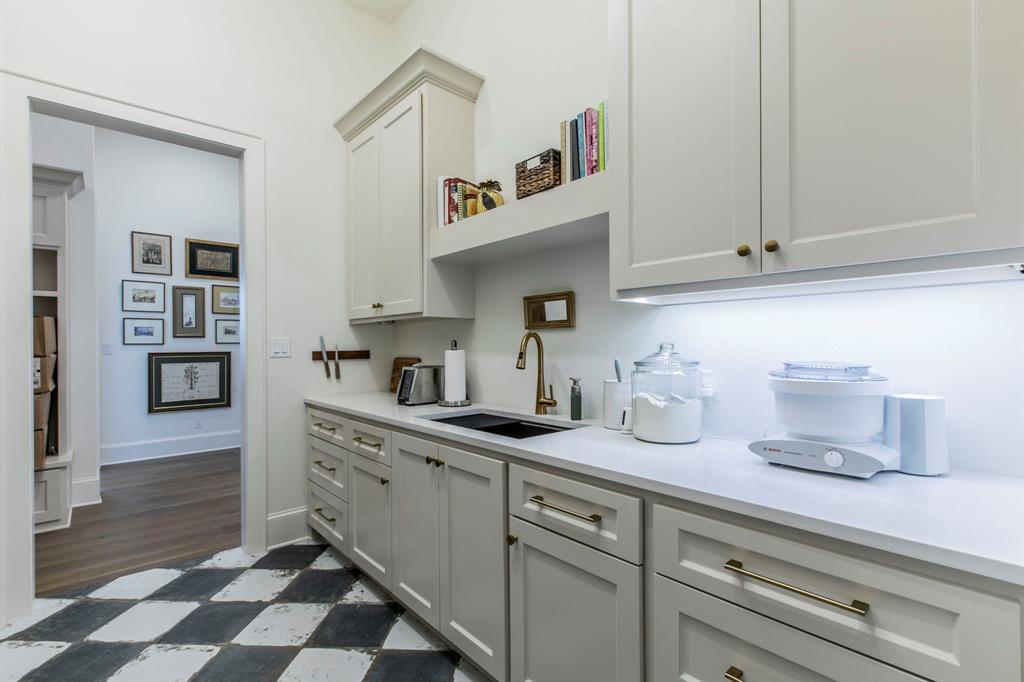 The Arches - Residential