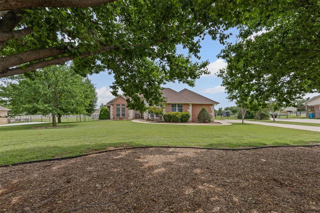 2101 W Emerald Bend Court