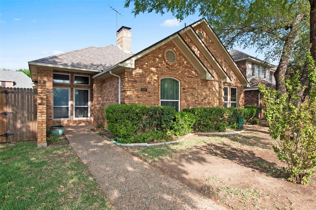 241 Tanbark Circle
