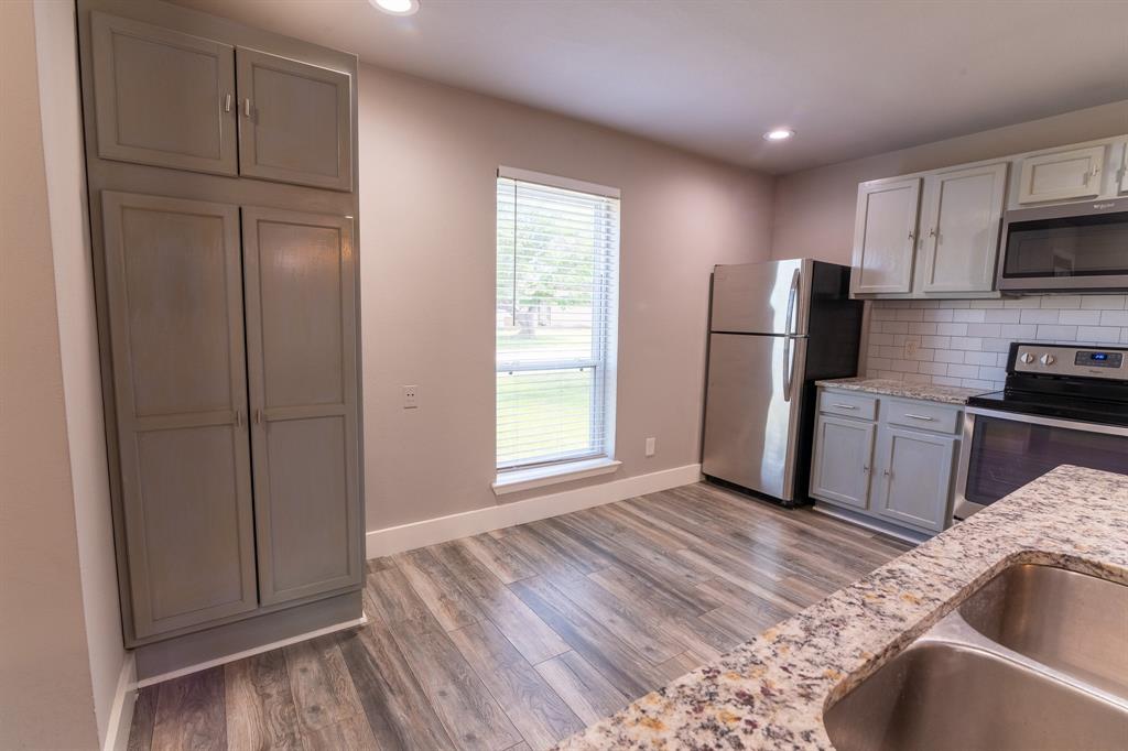 807 Meadow Mead Drive