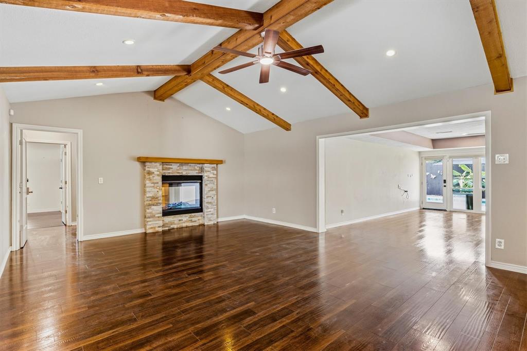 4436 Thunder Road