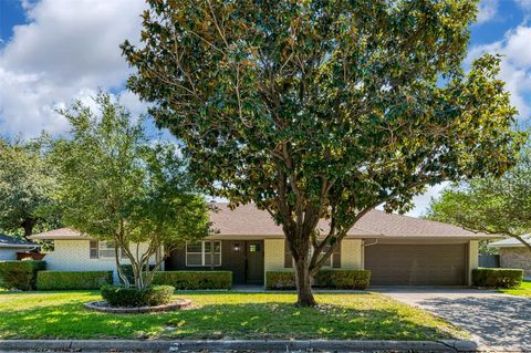 3821 Lawndale Avenue Fort Worth TX 76133