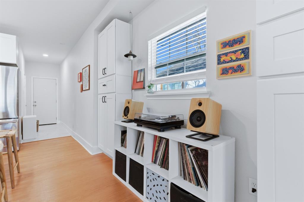 Winnetka Summit - Residential