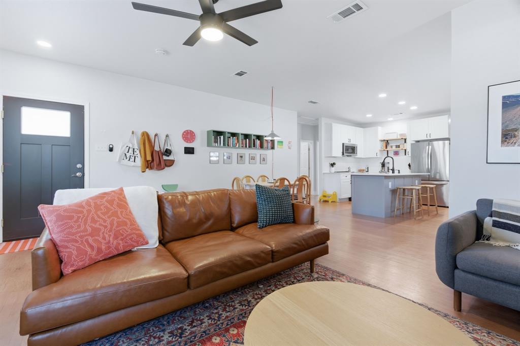 Winnetka Summit - Residential