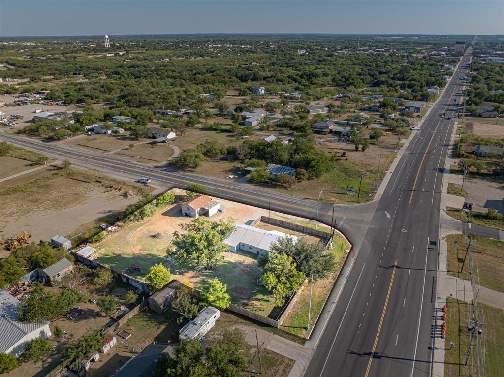 844 N US Highway 183