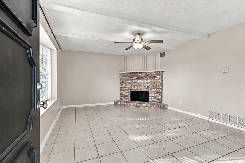 2808 S Fielder Road