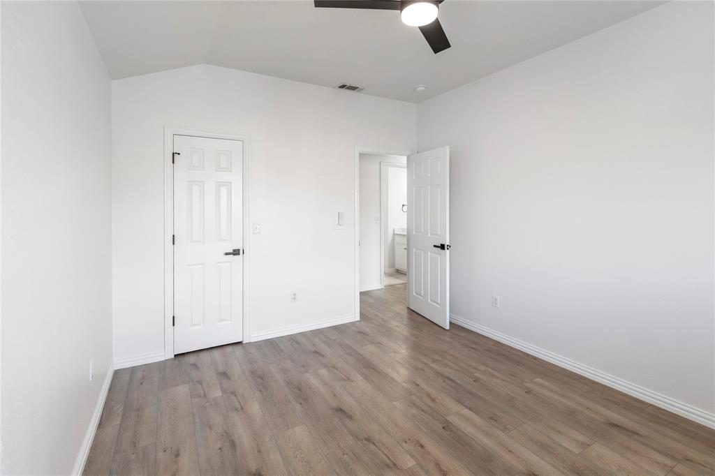 Shadowood Trail Condo - Residential