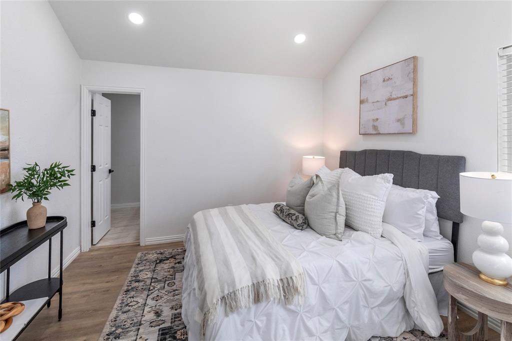 Shadowood Trail Condo - Residential