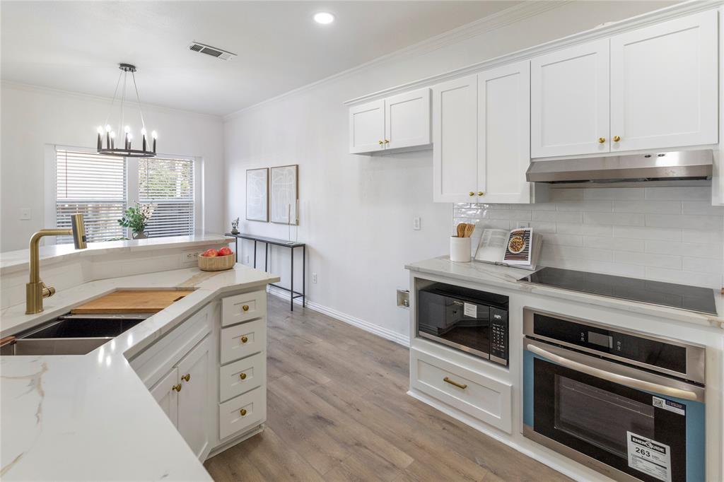 Shadowood Trail Condo - Residential