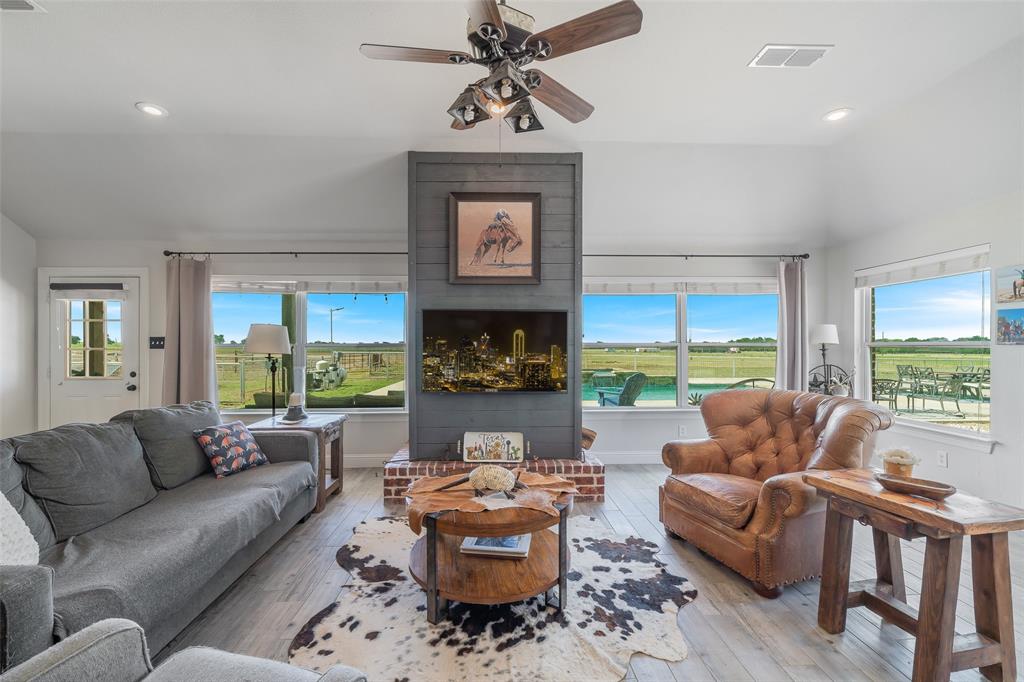 2500 County Road 332