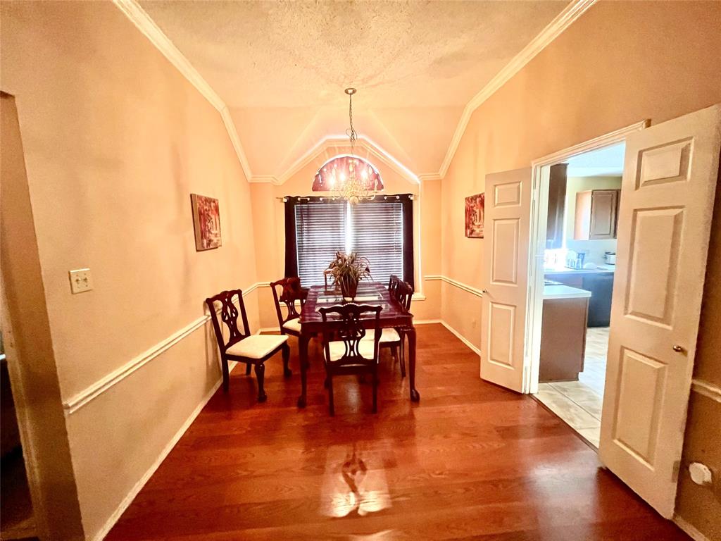 809 Bridle Drive