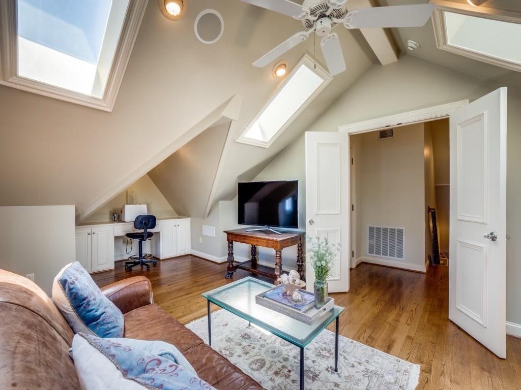 University Highlands - Residential