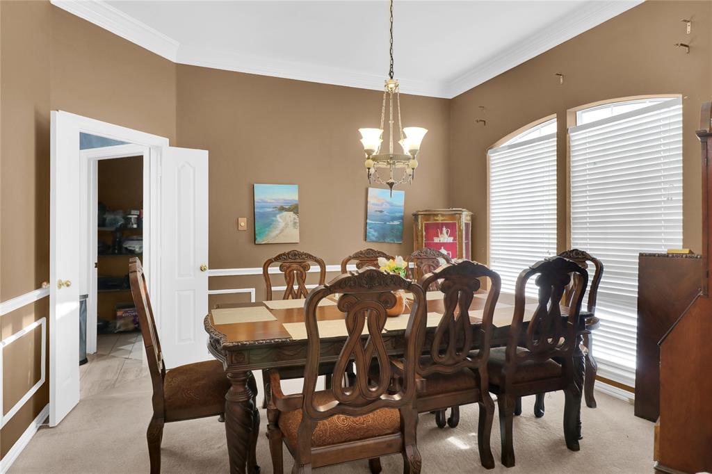 207 Meadowlark Lane