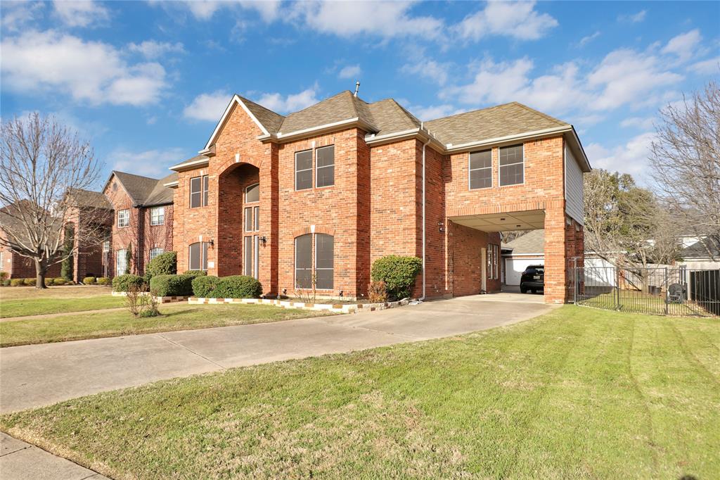 207 Meadowlark Lane