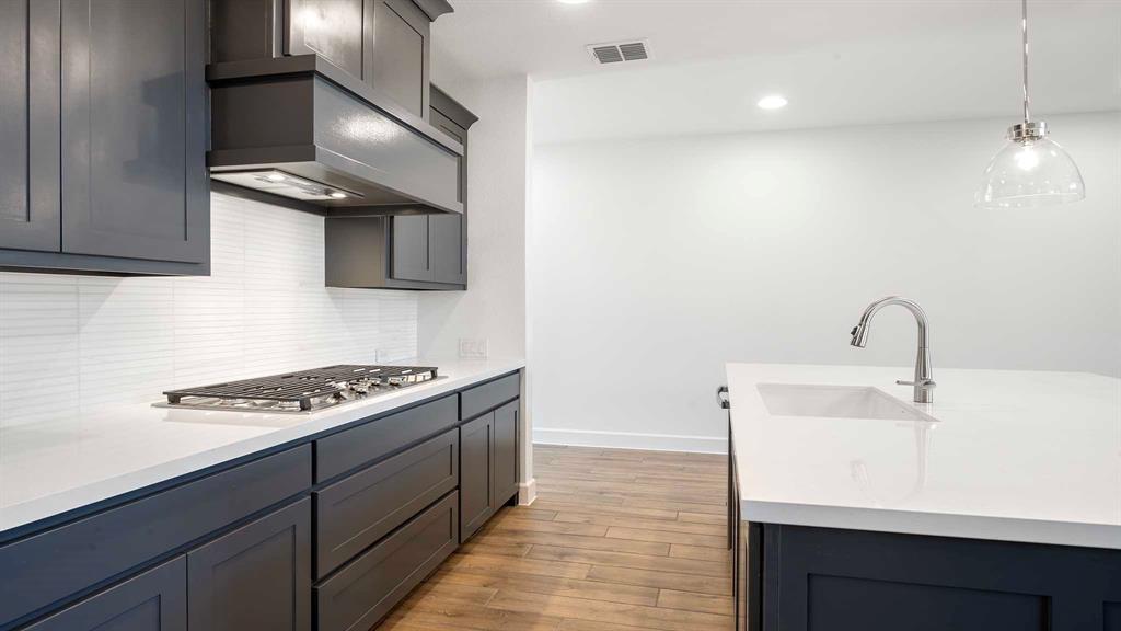 2825 Buckingham Lane