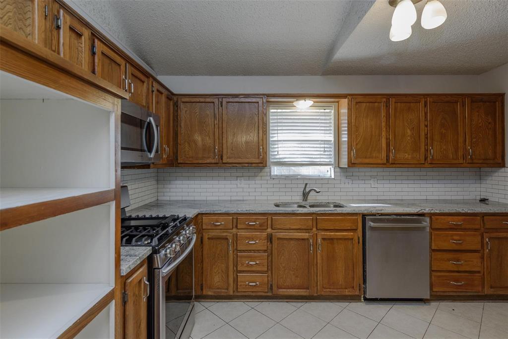 Kingston Trace Sec 4 - Residential Lease