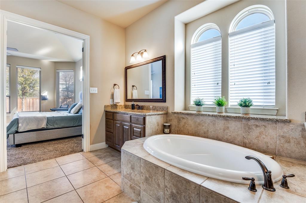 Estates Grady Niblo Ph 2 - Residential