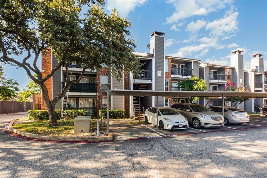 Beautifully remodeled 1-bedroom, 1-bathroom condo in the heart of North Dallas. This contemporary unit boasts fresh
updates throughout, including sleek modern finishes, new flooring, and a bright, open floor plan perfect for both relaxation
and entertaining. The spacious living area features large windows that flood the space with natural light, while the updated
kitchen offers new appliances, countertops, and ample cabinet space. The bedroom is generously sized with plenty of closet
storage, and the remodeled bathroom is equipped with stylish fixtures and finishes. Enjoy the convenience of being just
minutes from shopping, dining, and major highways. The community offers a variety of amenities,
including a sparkling pool, fitness center, and ample parking. Don't miss the opportunity to make
this charming condo your new home!