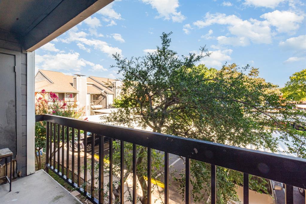 Cimarron Court Condo Ph 1 - Residential