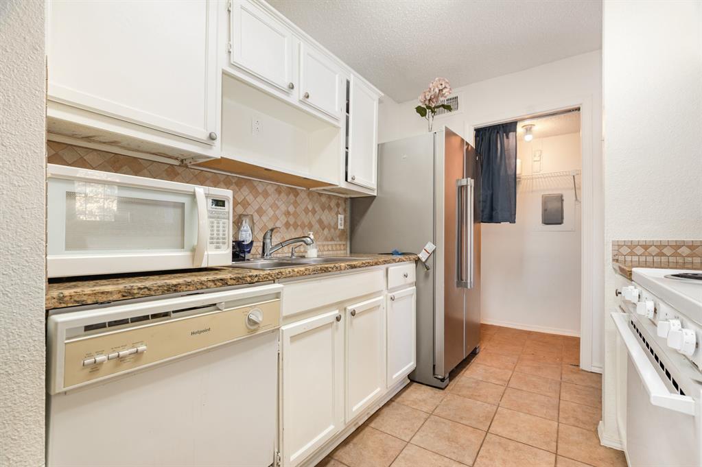 Cimarron Court Condo Ph 1 - Residential